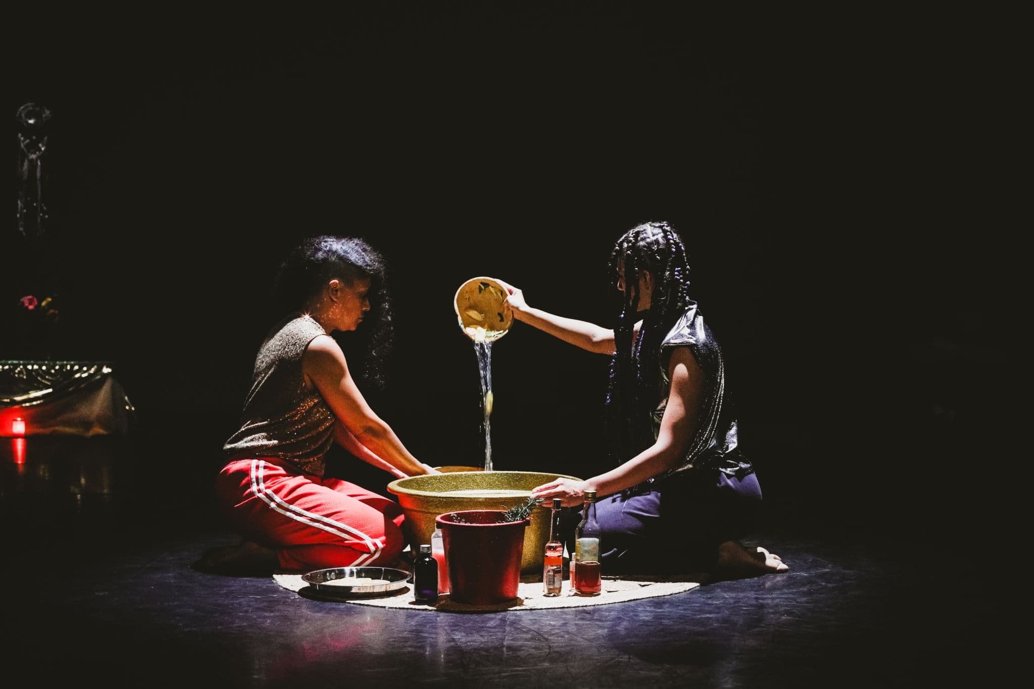 LET'S GO BACK TO THE RIVER / ANNABEL GUÉRÉDRAT - COMPAGNIE ARTINCIDENCE